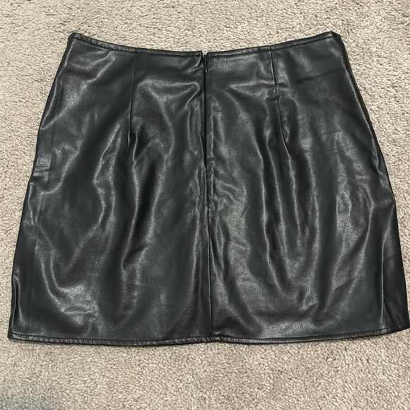 Flame in your heart skirt - Black - Picture 7 of 7